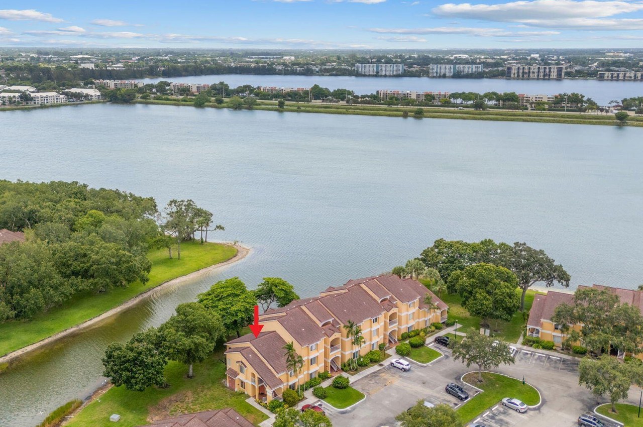 2361 NW 33rd Street #603, Oakland Park, FL 33309