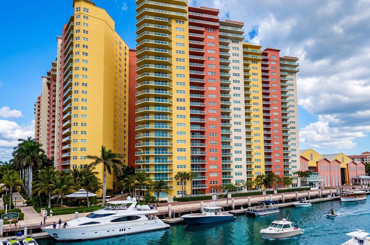 2640 Lake Shore Drive #309, Riviera Beach, FL 33404