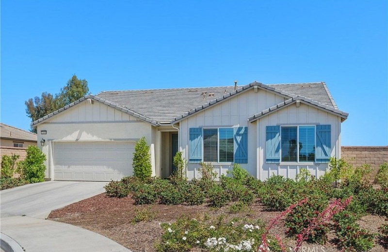 32690 Ascot Hill Cir, Wildomar, CA 92595