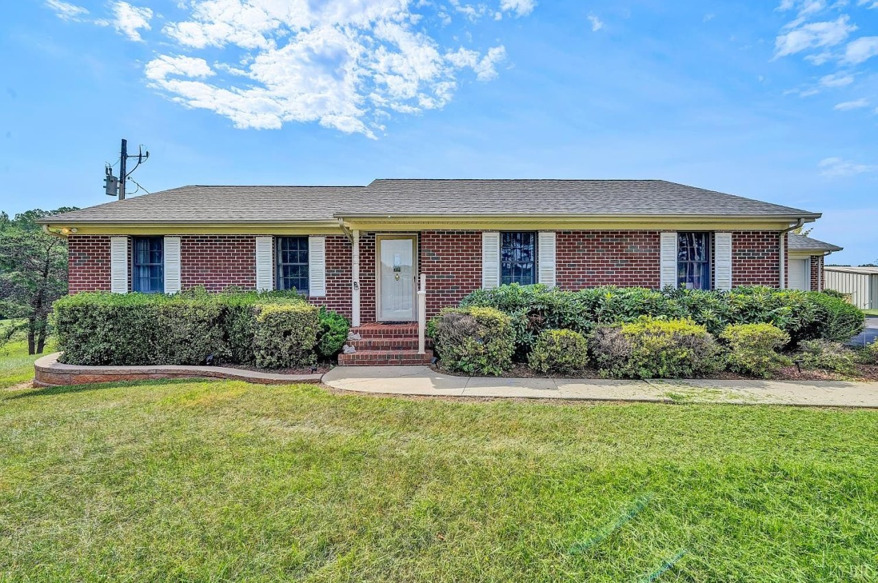 258 Willow Oak Rd, Appomattox, VA 24522