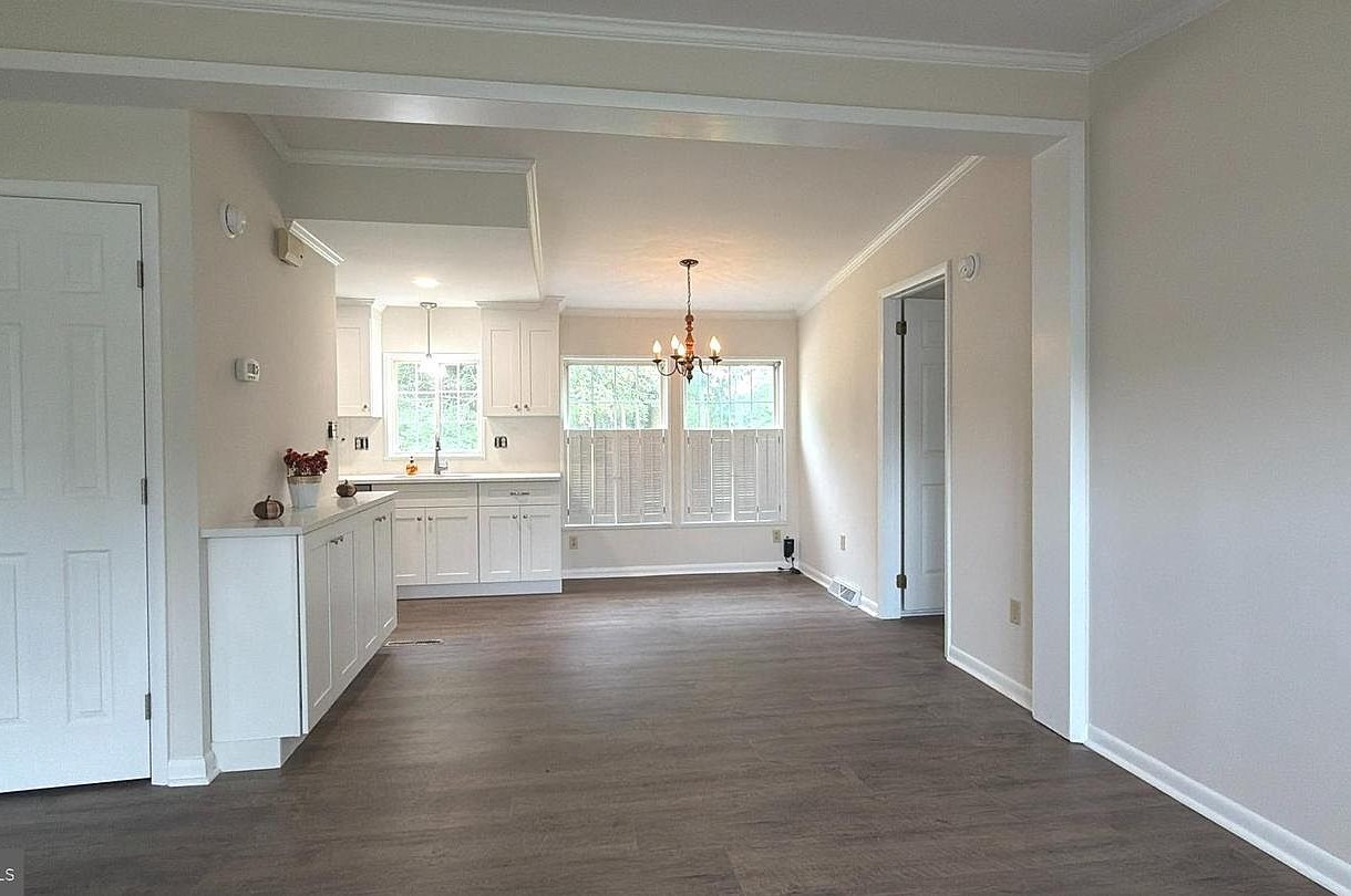 24 Shagbark Ct E, Harleysville, PA 19438