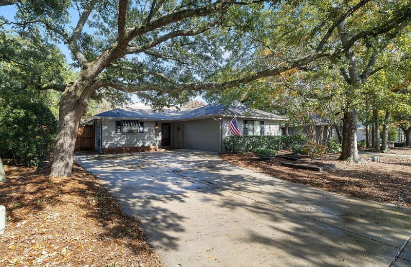 1305 Two Mile Circle E, Wilmington, NC 28405