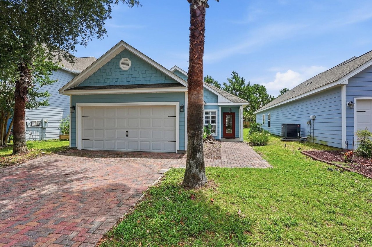 212 Turtle Cv, Panama City Beach, FL 32413